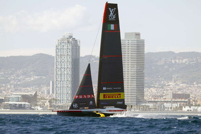 Niente da fare fra Luna Rossa e Ineos Britannia, la regata non è stata assegnata