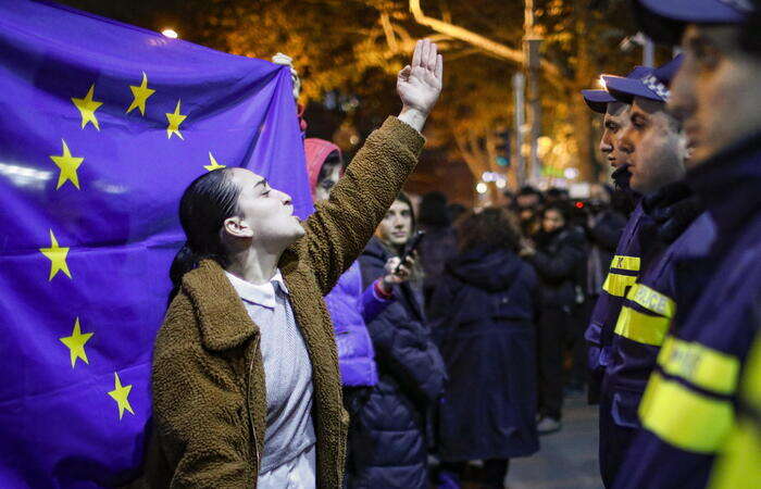 Scontri in Georgia tra polizia e manifestanti pro-Ue