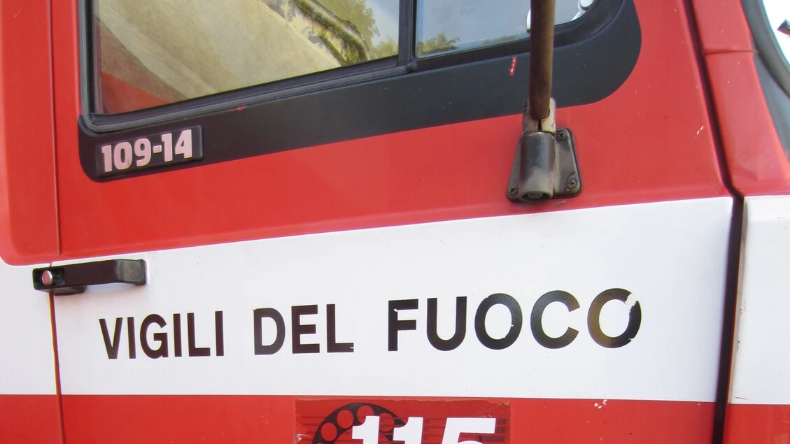 Incendio devasta ristorante a Ragusa,14 persone in ospedale
