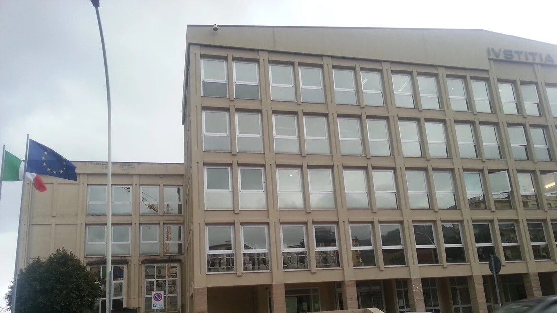 Morto davanti Guardia medica chiusa, pm Lamezia avvia indagine
