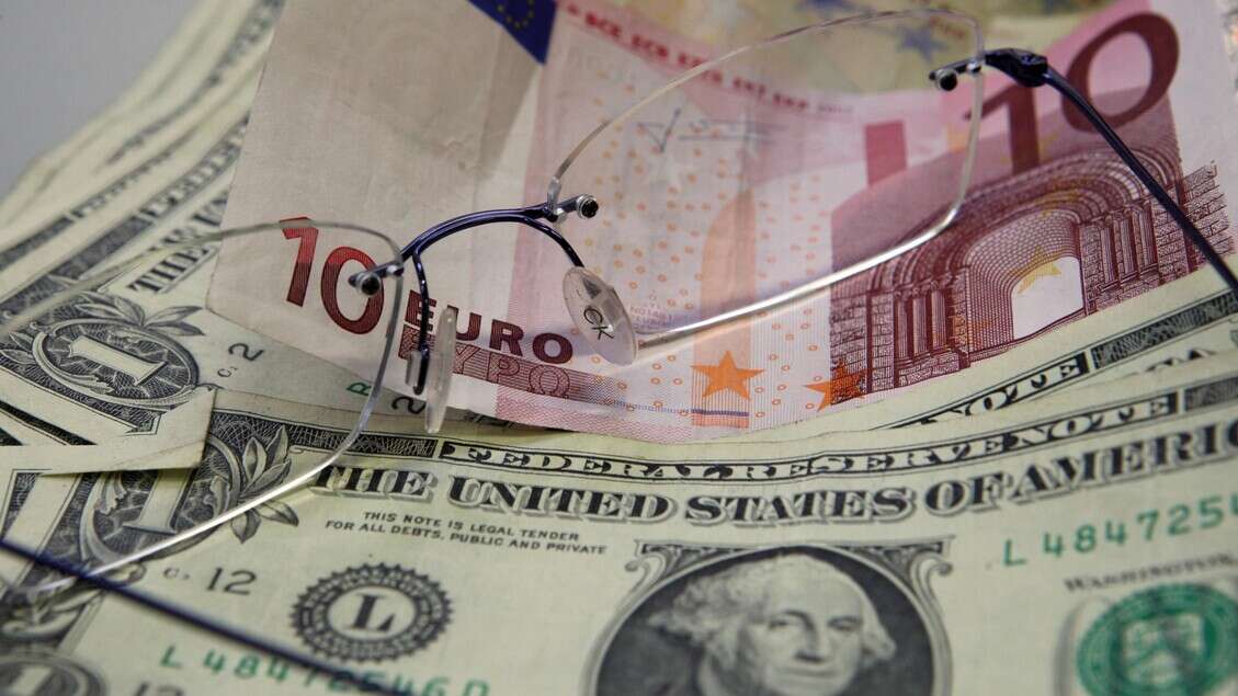 L'euro arretra sul dollaro, è a 1,0911 in avvio