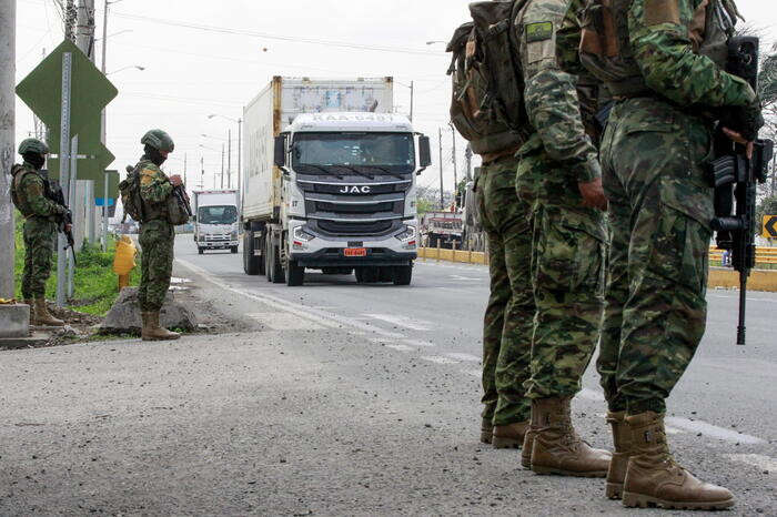 Adolescenti scomparsi in Ecuador, ministro depone in Parlamento