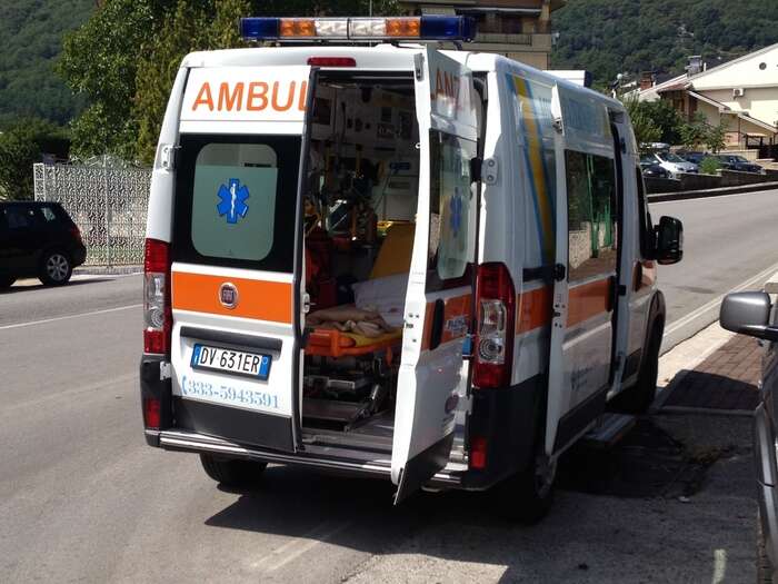 Bimbo di dieci anni travolto ed ucciso da un'auto nel Napoletano