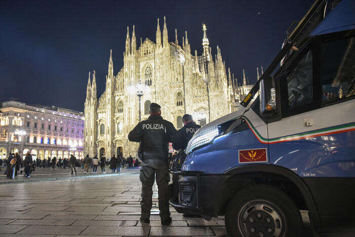 Violenze Capodanno, ipotesi è fenomeno molestie collettive