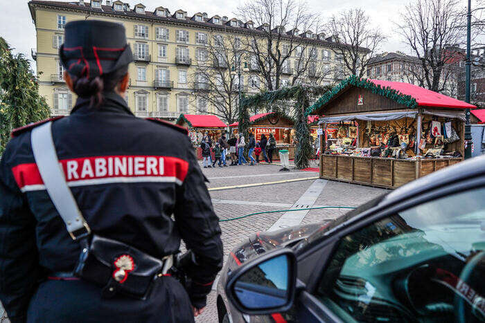 A Torino intensificati controlli in chiese, mercatini e stazioni