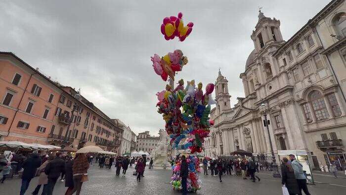 Sicurezza, controlli delle forze dell'ordine a piazza Navona