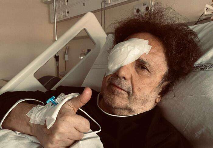 Trapianto di cornea per Enzo Avitabile, 