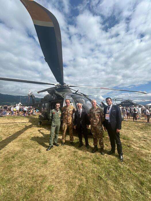 Amb. Pugliese in Austria in visita a fiera aerospaziale