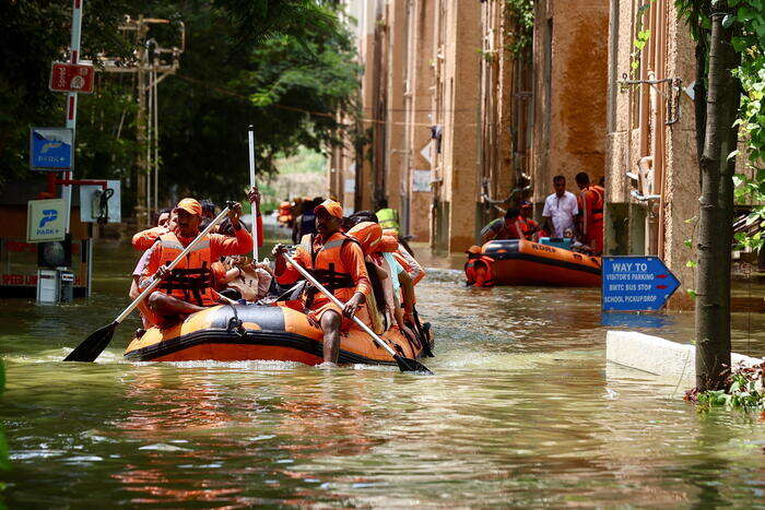 Ciclone Fengal, almeno 20 morti in Sri Lanka e India