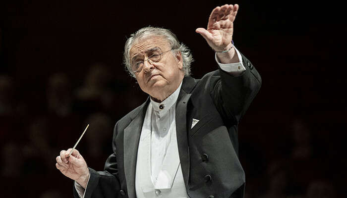 Zubin Mehta nel settembre 2025 dirige un concerto a Bologna