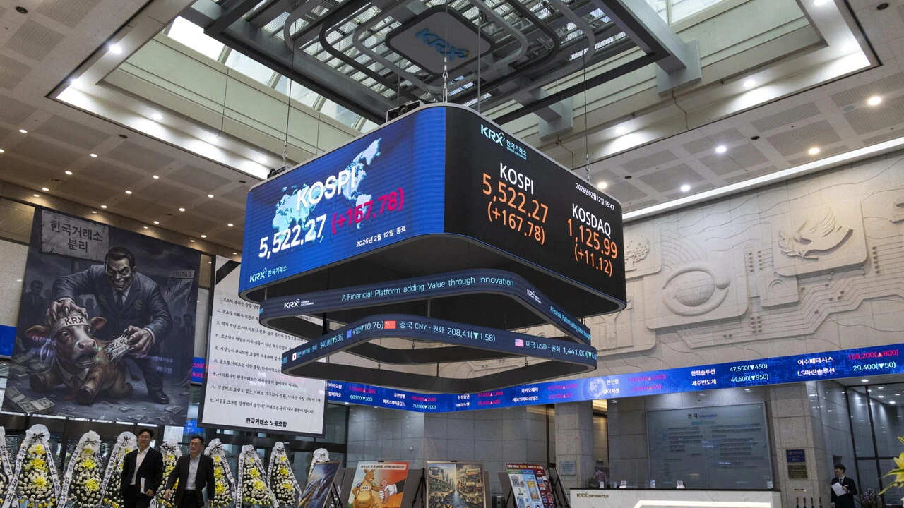 Borsa: Seul crolla oltre l'8%, scatta il circuit breaker sul Kospi