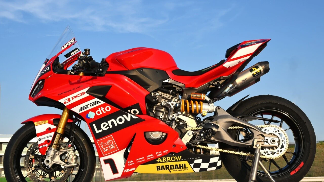 Lenovo title partner della V2 Future Champ Academy di Ducati
