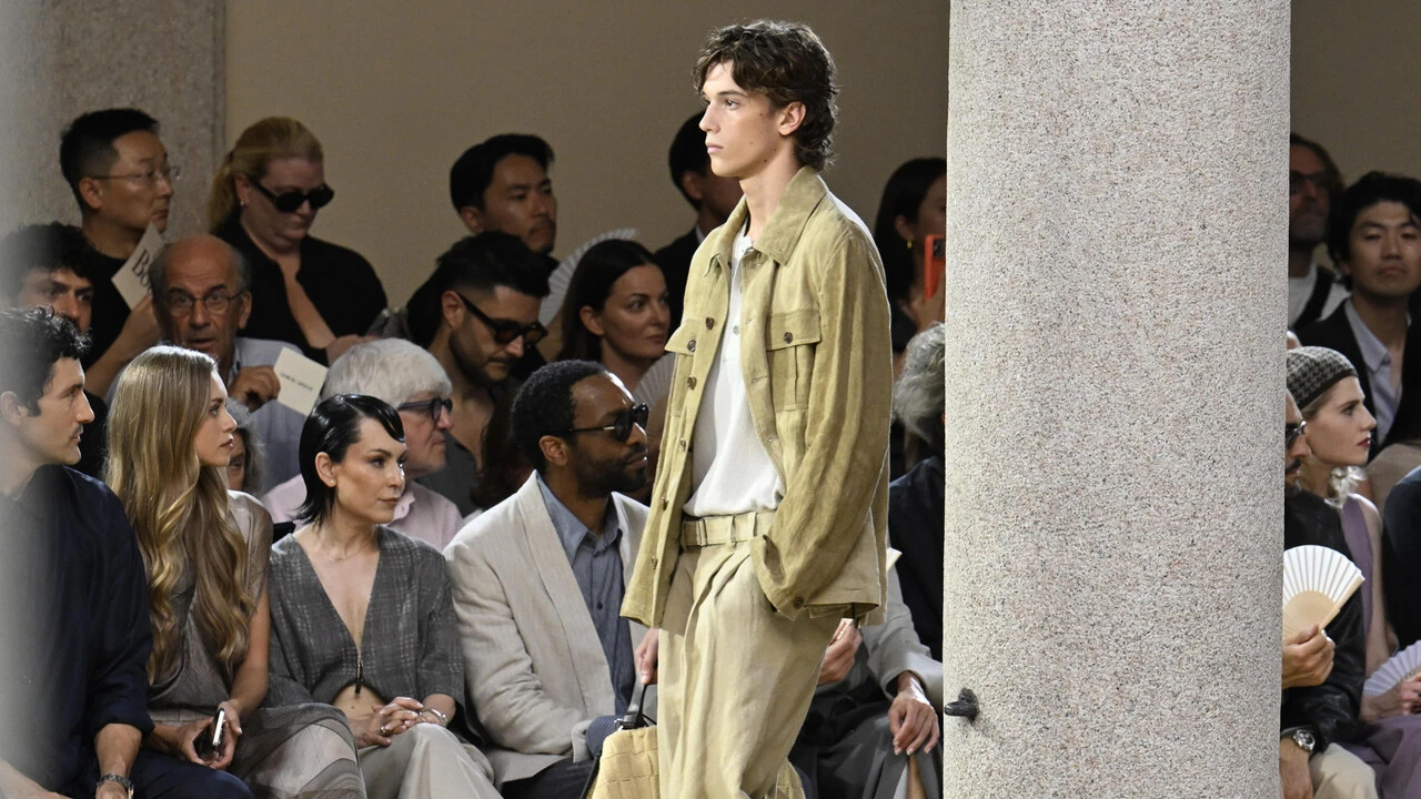 Armani al lavoro con Boston Consulting per espandersi nell'ospitalità e nelle borse