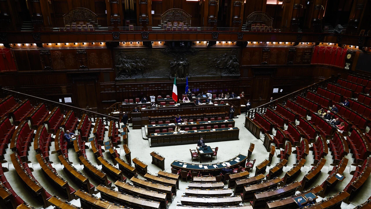Alla Camera il question time con Tajani, Crosetto Zangrillo e Bernini
