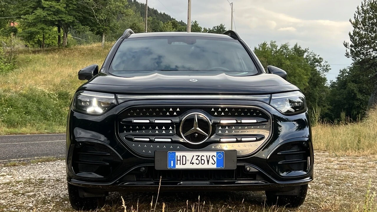 Nuova Mercedes GLB 250+