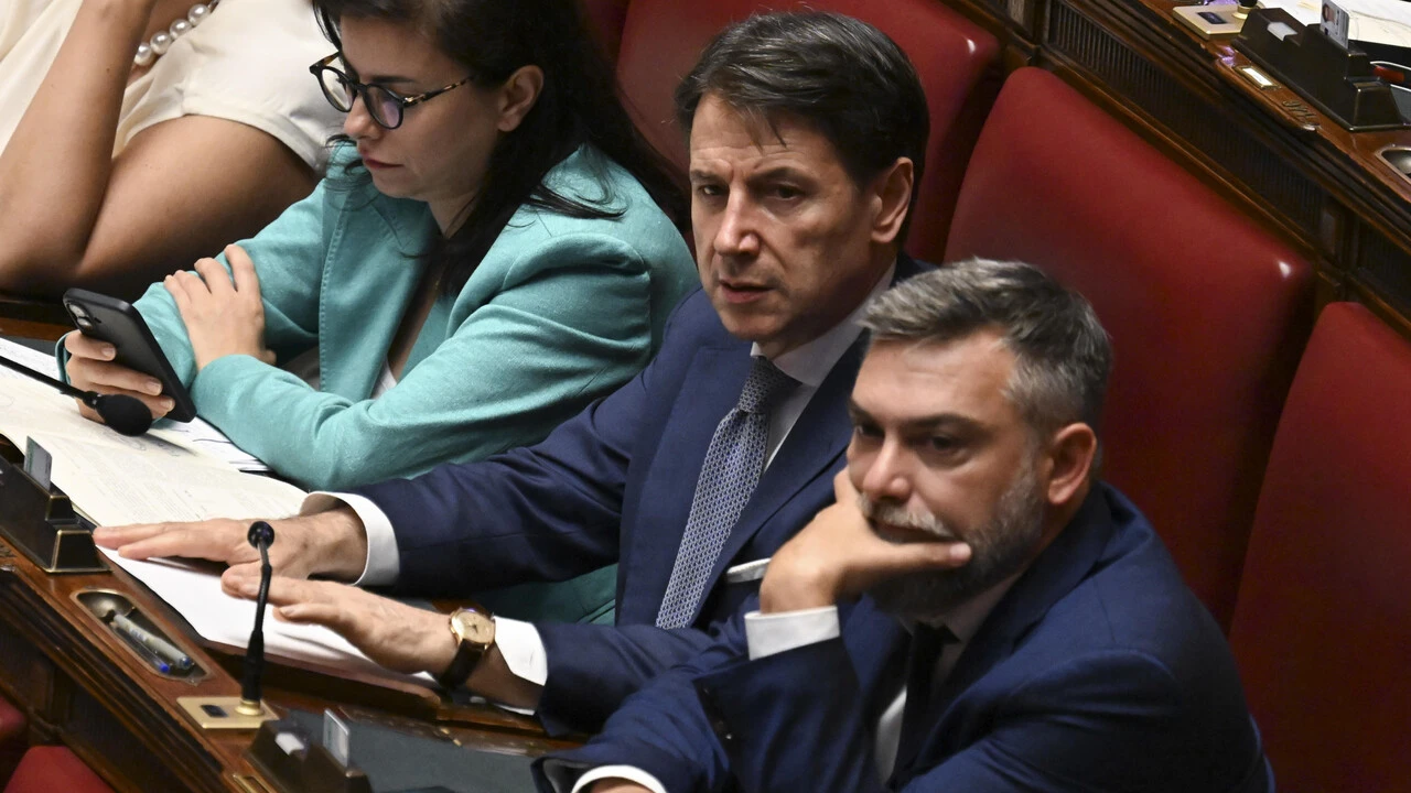 Conte, non vi permetteremo di confondere colle Quirinale con colle Oppio