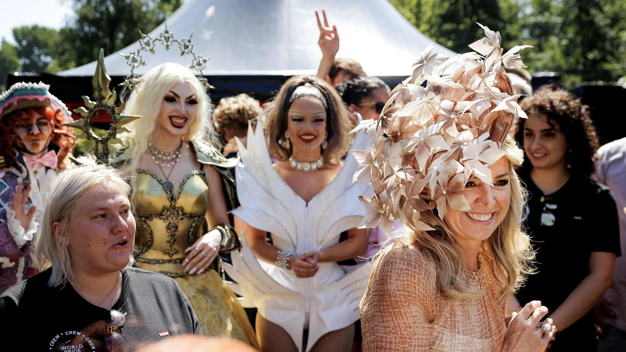 Sua Maestà e le drag queen, al via il WorldPride 2026 ad Amsterdam