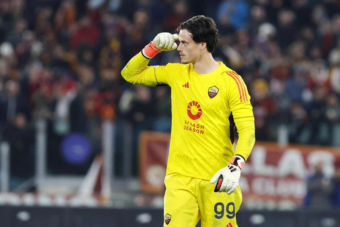 Calcio: Svilar 