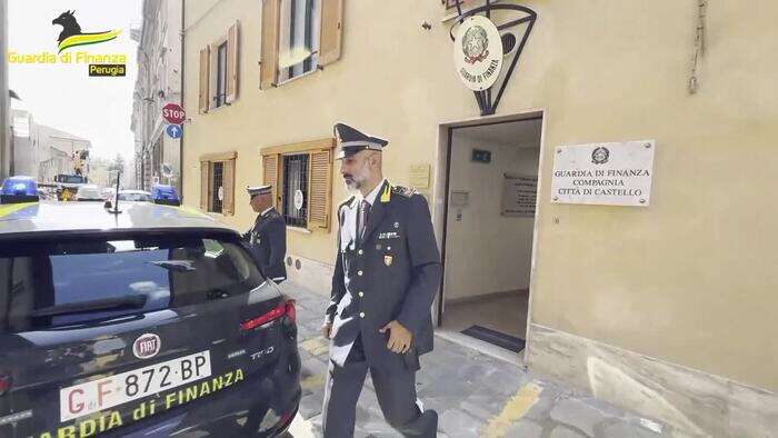 Di mattina professore e nel tempo libero spacciava cocaina, arrestato