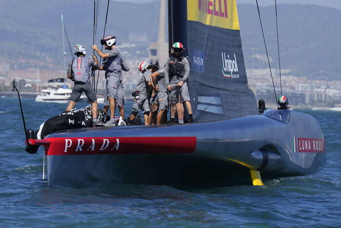 Louis Vuitton Cup: Luna Rossa batte American Magic