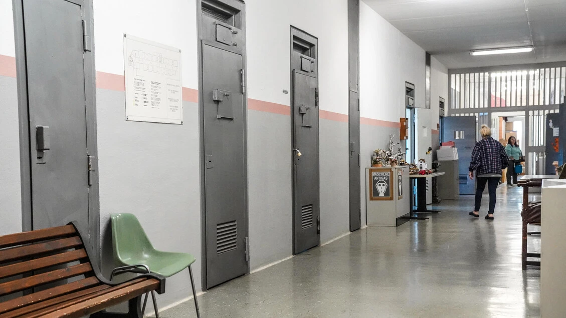 Carceri: Osapp, crollo controsoffitto della mensa di Torino