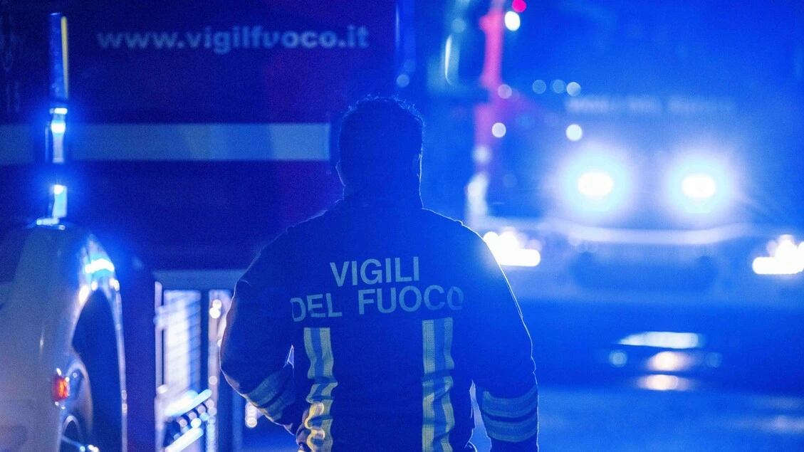 Nuovamente incendiati volumi libraio senza fissa dimora Firenze
