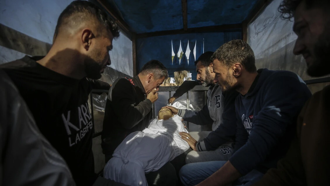 Otto palestinesi uccisi in raid israeliani su Gaza, 4 bambini