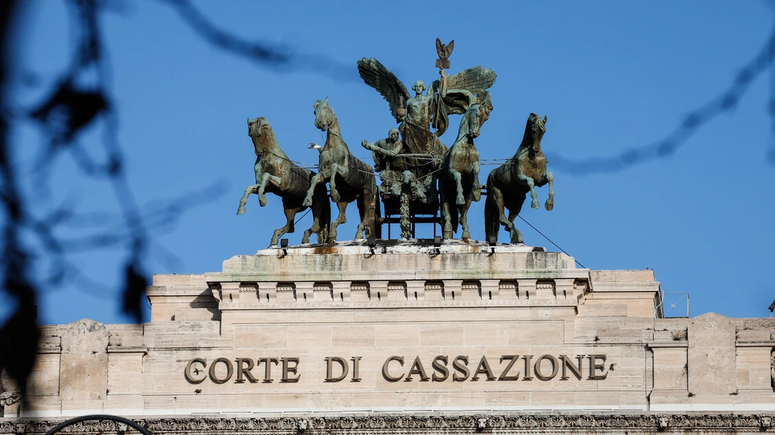 Cassazione 'bimba nata morta,anche ai nonni spetta risarcimento'