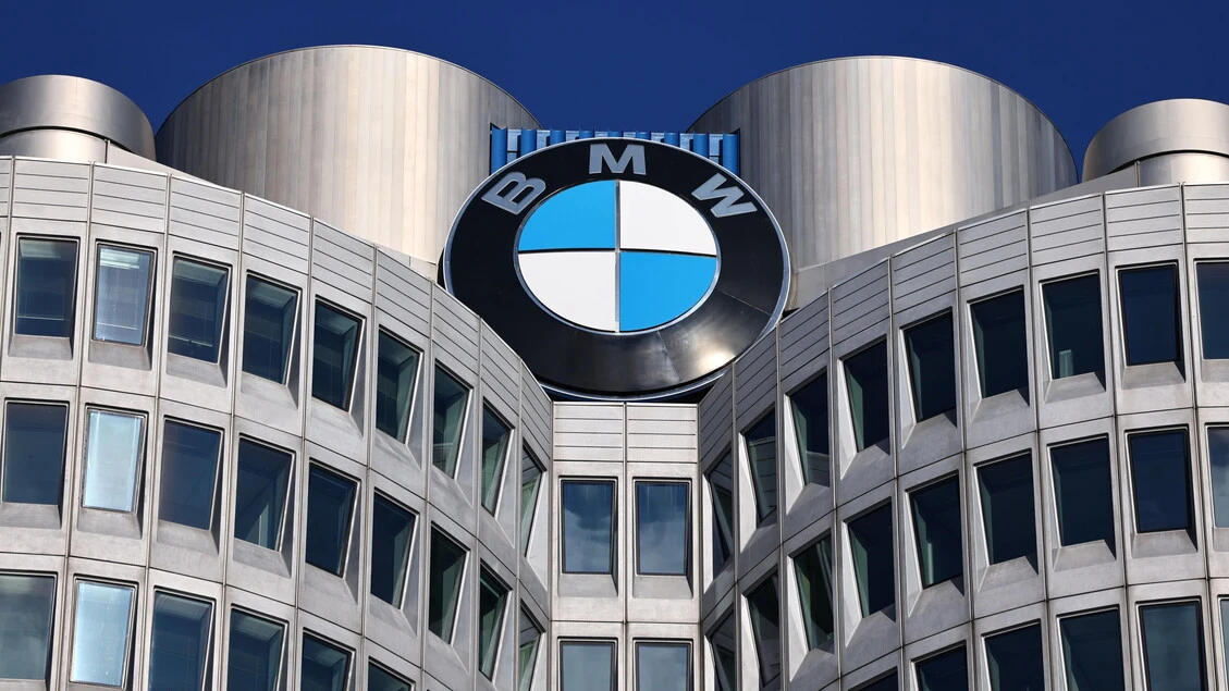 Le vendite di Bmw scendono nel trimestre, pesa -17% in Cina