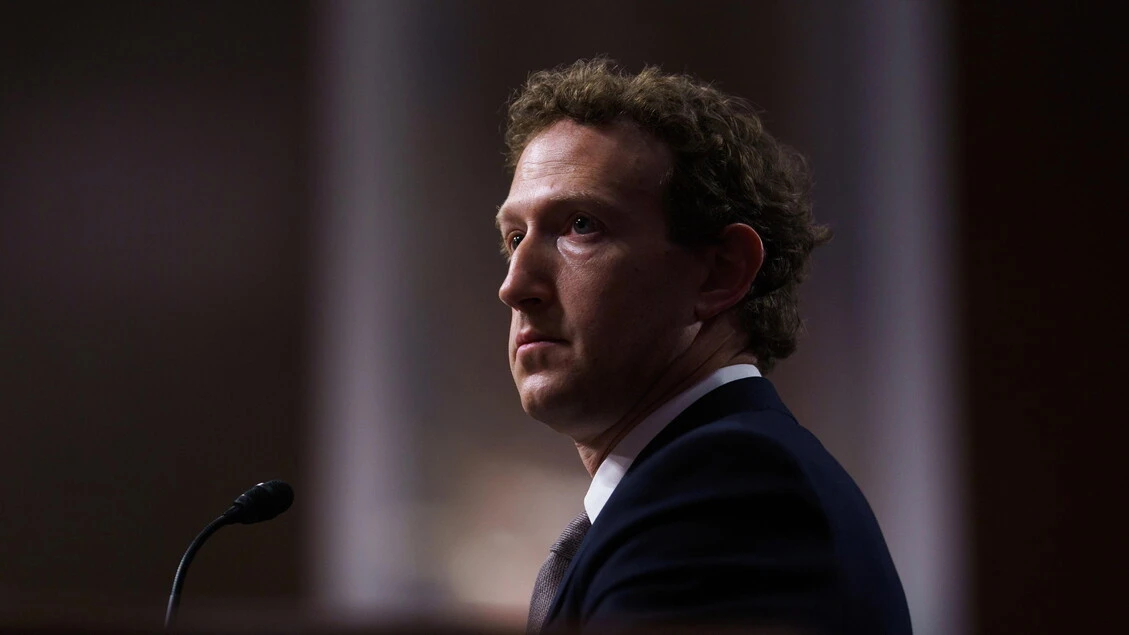 'Zuckerberg offrì 450 milioni per chiudere caso antitrust'