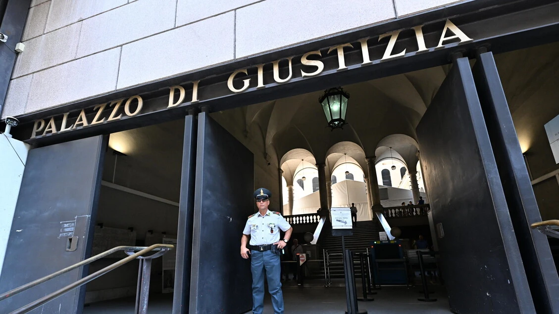 Aperta inchiesta sui saluti romani a Genova, indaga la Dda