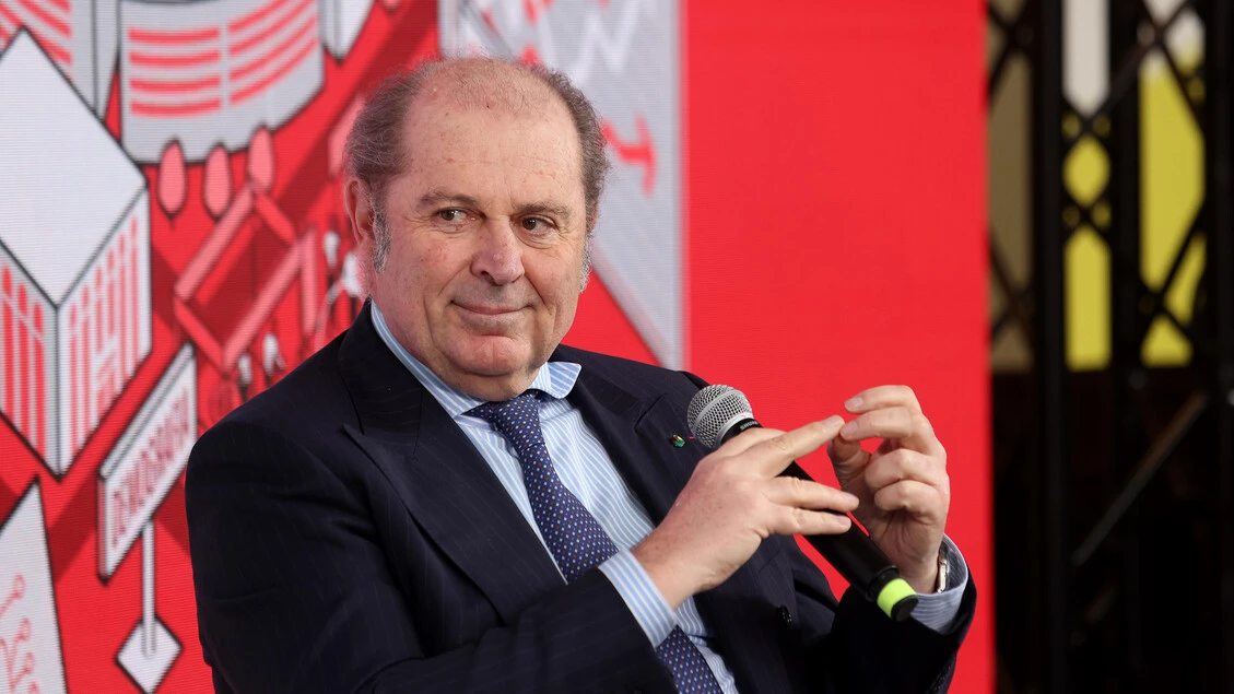 Donnet miglior ceo in assicurazioni europee per la quarta volta