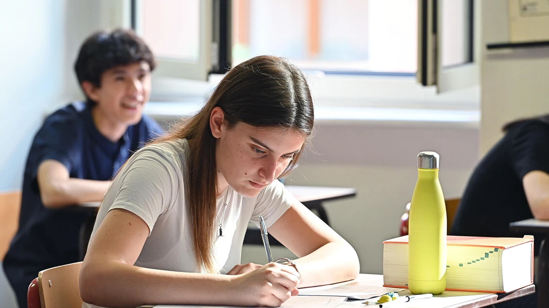 Maturità: 1 su 3 vuole usare l'IA durante l'esame, indagine