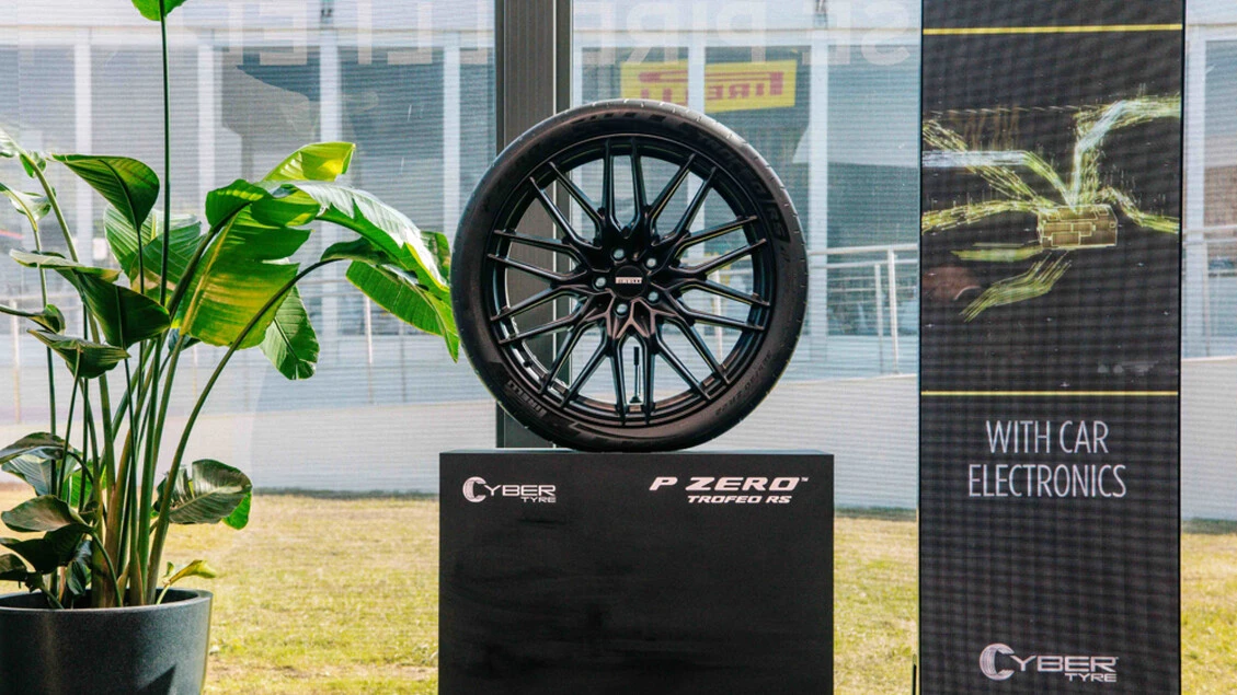 Gli Usa avvertono Pirelli, restrizioni sulle auto con cybertyre
