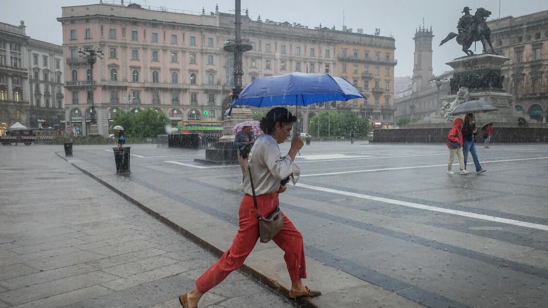 Maltempo: pioggia, vento e grandine su Milano