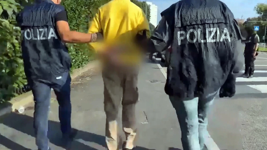 Manuali per fare ordigni esplosivi, arresto nel Lecchese