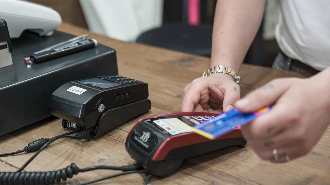PostePay, al via la partnership con Scalapay sui pagamenti