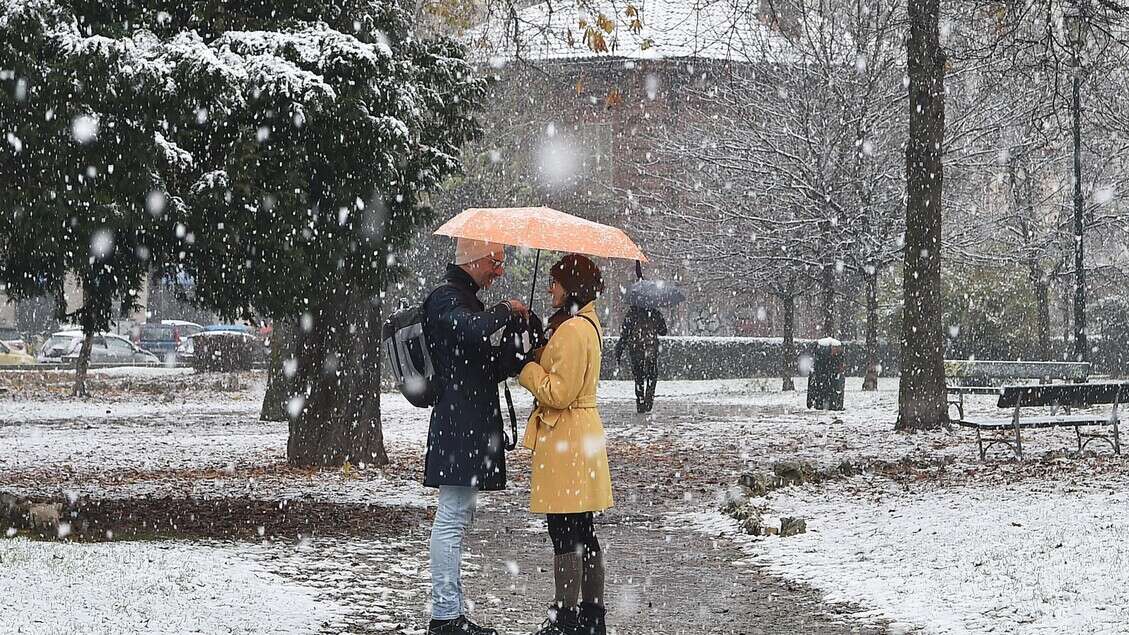 Minime miti e piogge sparse ma a San Valentino arriva la neve