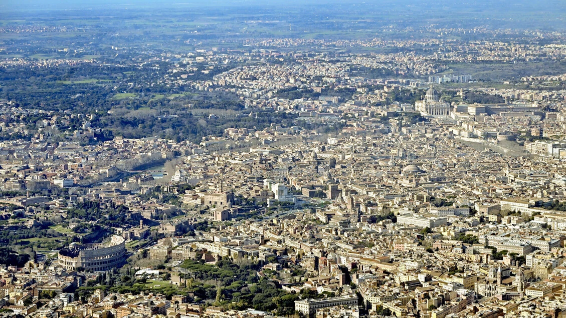 Overtourism, Airbnb chiede a città Ue affrontare 'impatto' hotel