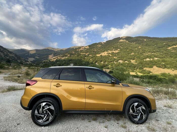 Nuova Suzuki Vitara Hybrid