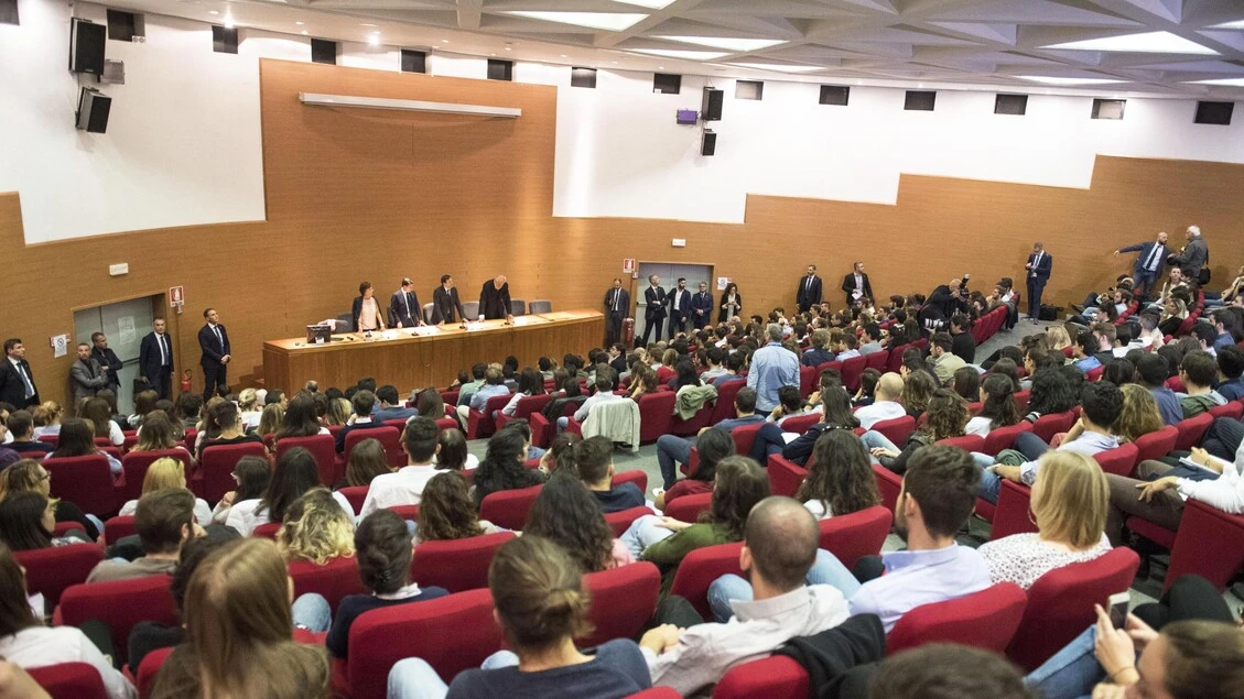 Università Firenze, prova di evacuazione per Giornata sicurezza lavoro