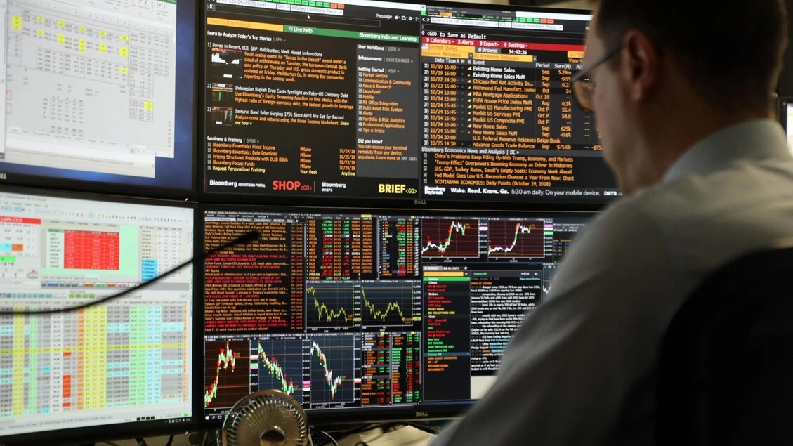 Borsa: Milano chiude in positivo, Ftse Mib +0,07%