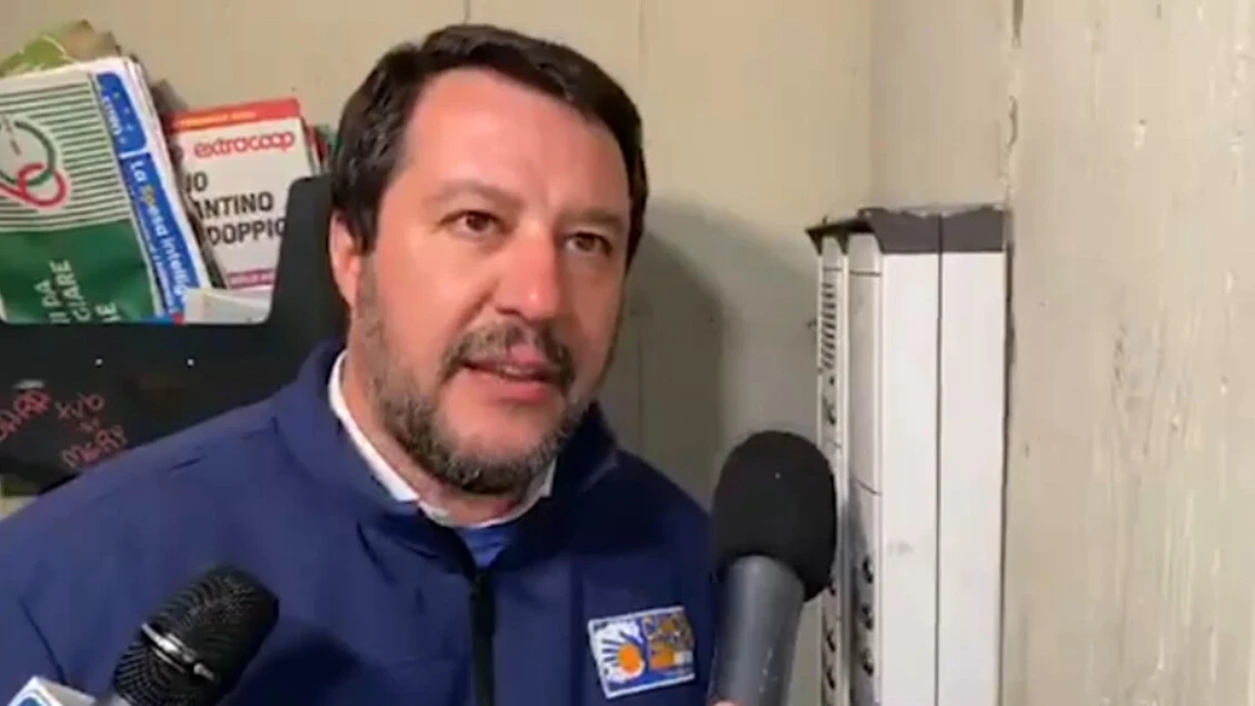 Famiglia 'citofonata' da Salvini condannata in Cassazione
