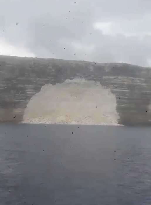 Crolla scogliera di Ponente a Lampedusa, nessun ferito