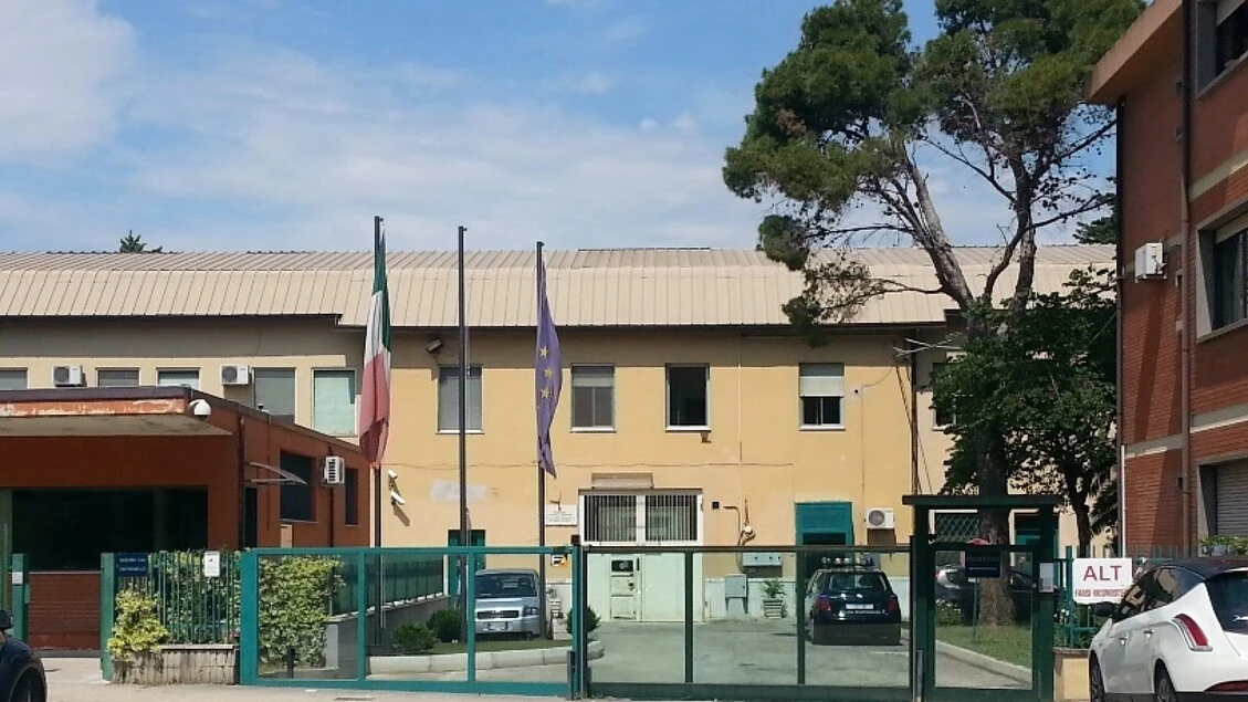 Femminicidio nel Pescarese, killer 'colpi partiti per sbaglio'