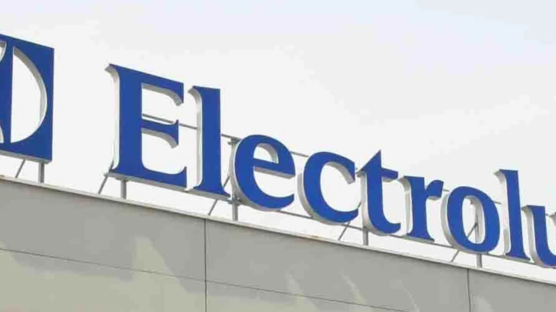 Sindacati, Electrolux dimezza produzione, annunciati 1.700 esuberi