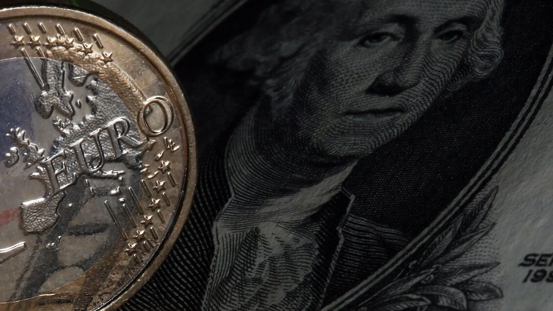 Euro stabile, a 1,1732 dollari