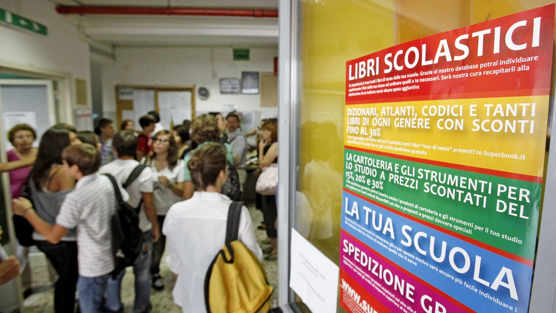 Il caro libri di testo, 'servono misure urgenti'