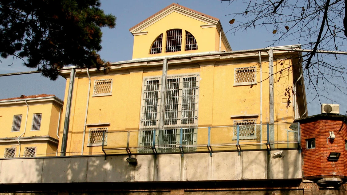 Detenuto scrive al ministro Nordio, 'in cella non si vive'