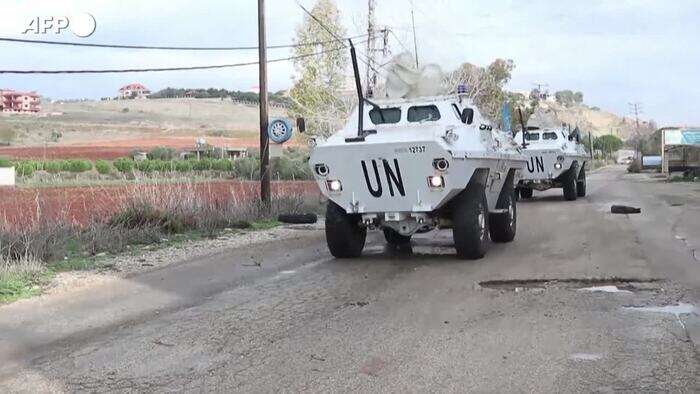 Libano, sopralluogo dell'Unifil nel villaggio di Khiam colpito da Israele